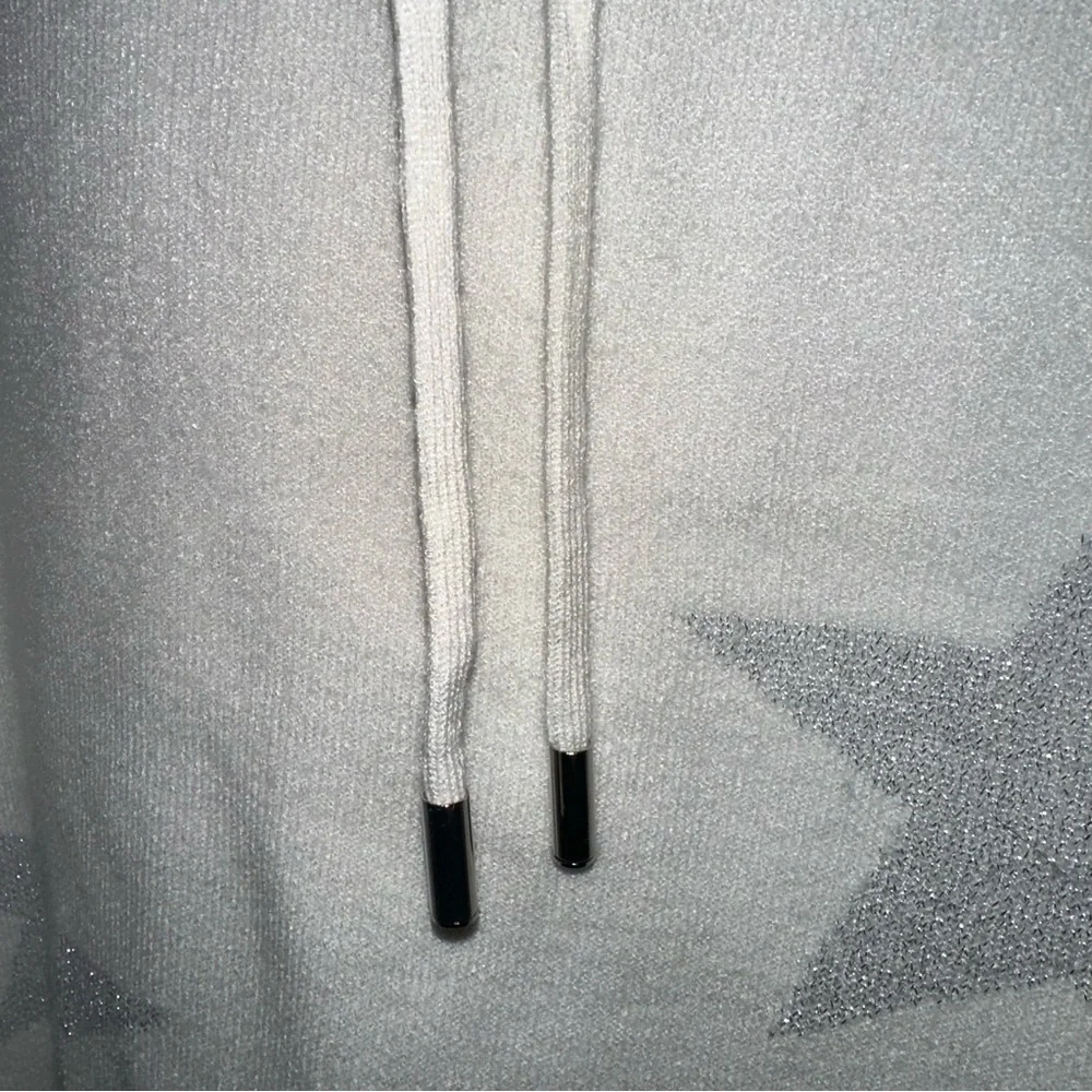 NWT CALLIGRAPHIE BY ANTHROPOLOGIE White Hooded Silver Star Sweater Sz L - Picture 6 of 11